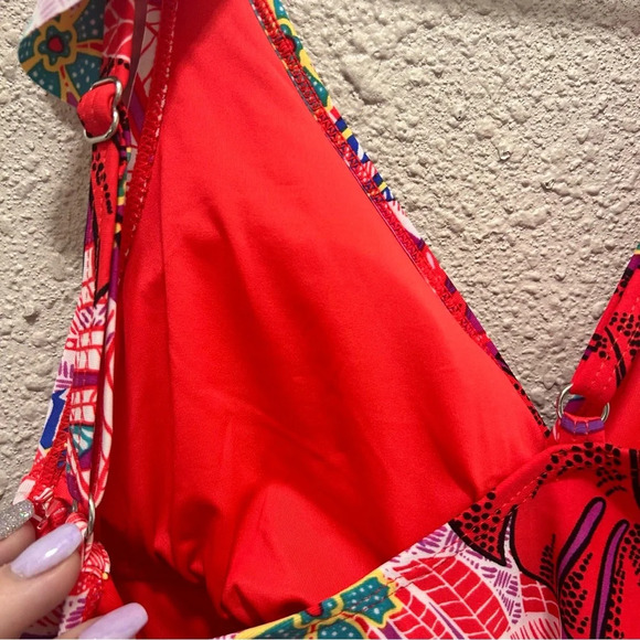 Caribbean Joe Coral/Red Floral Ruffle One Piece Swimsuit NWT 8 - Picture 9 of 9